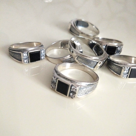 мужские серебряные кольца с камнями интернет магазин недорого