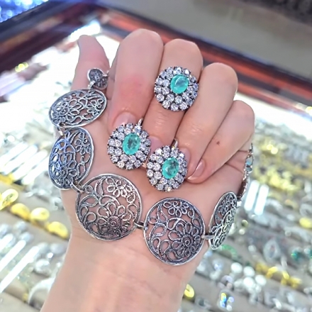 длинные серьги без камней