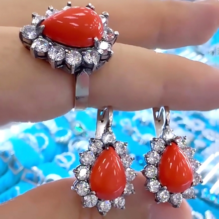 Серьги и кольцо овальные  с фианитами