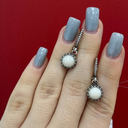серьги +с розовыми камнями 