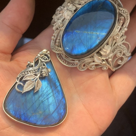 купить серьги из серебра с натуральными камнями