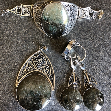 серебро +или золото +для женщин