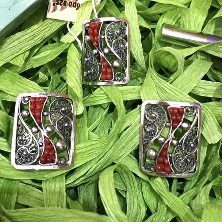 серьги +с натуральными камнями