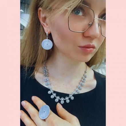 длинные серьги без камней 