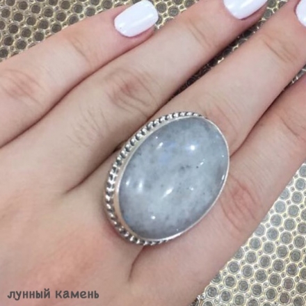 серебряные кольца +с натуральными камнями