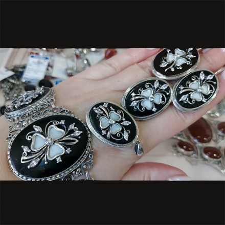 серебряное кольцо с черным опалом