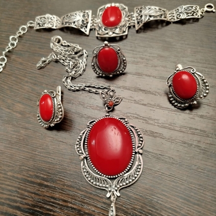 серебряный браслет женский с камнями
