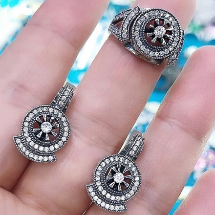 маленькие серьги