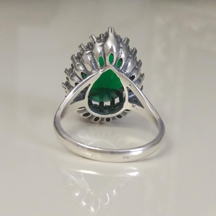 серебро +с зеленым камнем