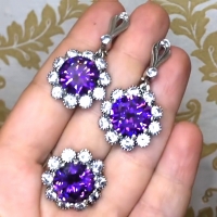 кольца +с фиолетовым камнем серебро