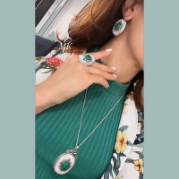 серебряные серьги +с перламутром 