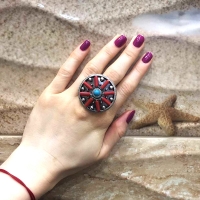 серебряное кольцо +с кораллом