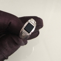 серебряное кольцо с черным агатом