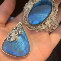 купить серьги из серебра с натуральными камнями