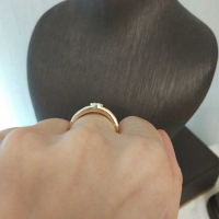 золотое кольцо +с россыпью бриллиантов