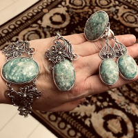 купить серебряные серьги с натуральным камнем