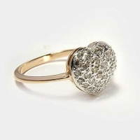 Кольцо из золота "Сердечко" с россыпью бриллиантов