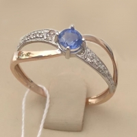 Легкое кольцо с сапфиром и бриллиантами