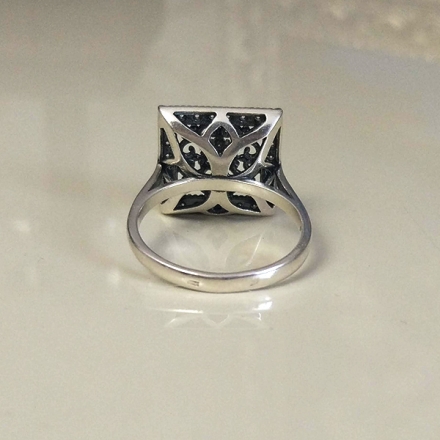 кольцо серебряное женское +с камнем