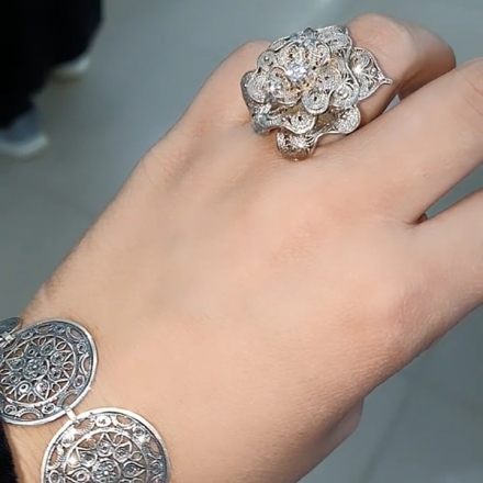 серебряное кольцо +с жемчугом