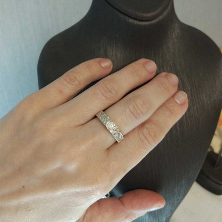 кольцо +с россыпью бриллиантов