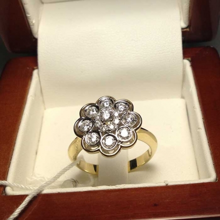 кольцо малинка с бриллиантами