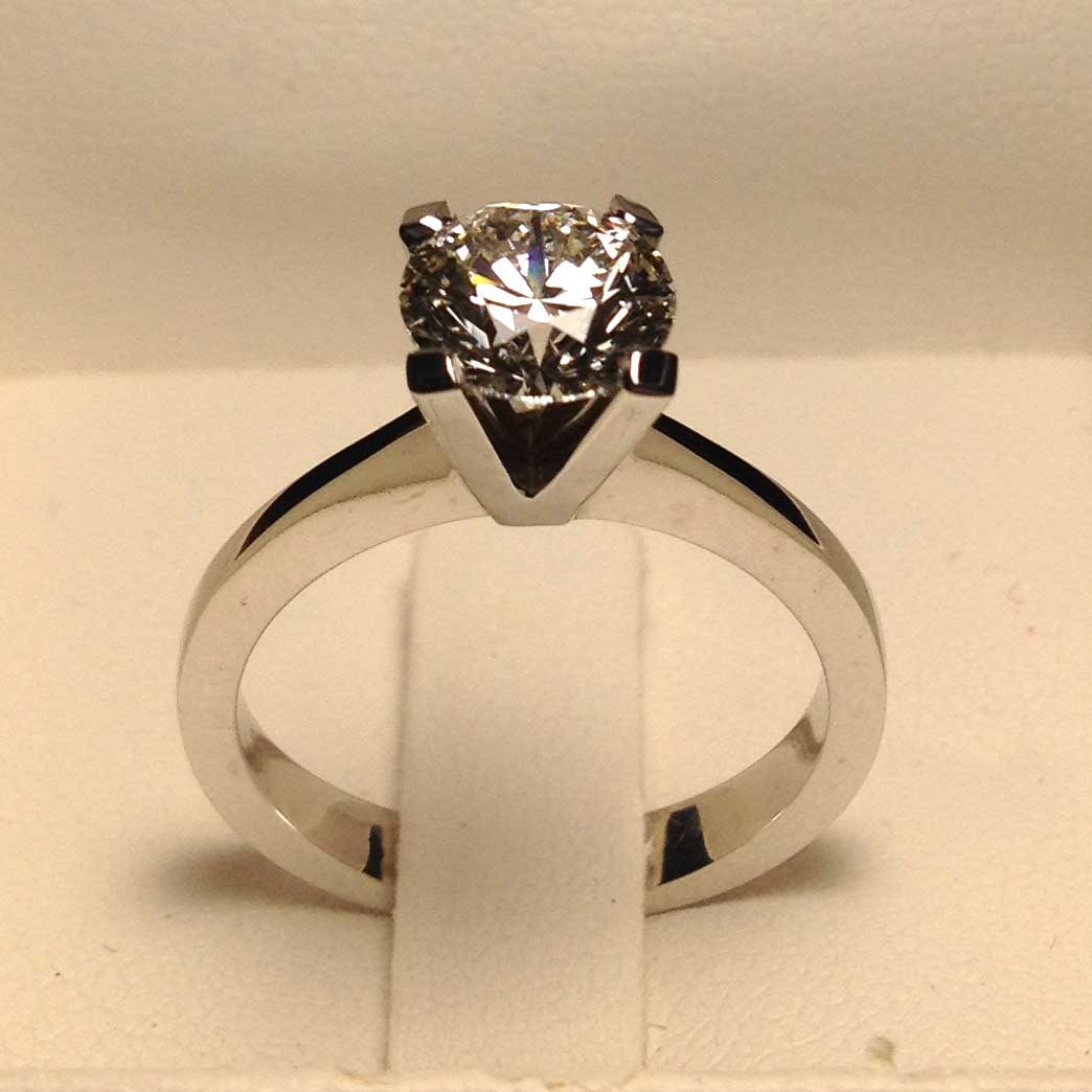 Кольцо с бриллиантом домиани 1 карат