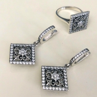 серебряное кольцо +с камнем цена