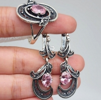 Серьги+ кольцо  с розовым камнем