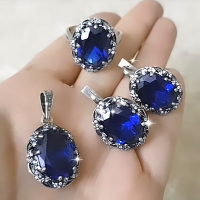 Серебряные серьги+ кольцо  с синим камнем