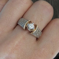дорогие золотые кольца +с бриллиантами