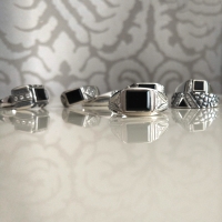 серебряное кольцо +с черным камнем мужское