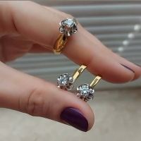 серьги формы тюльпан