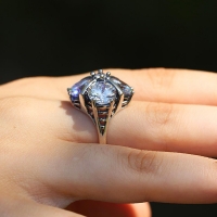 серьги кольца +с голубым камнем